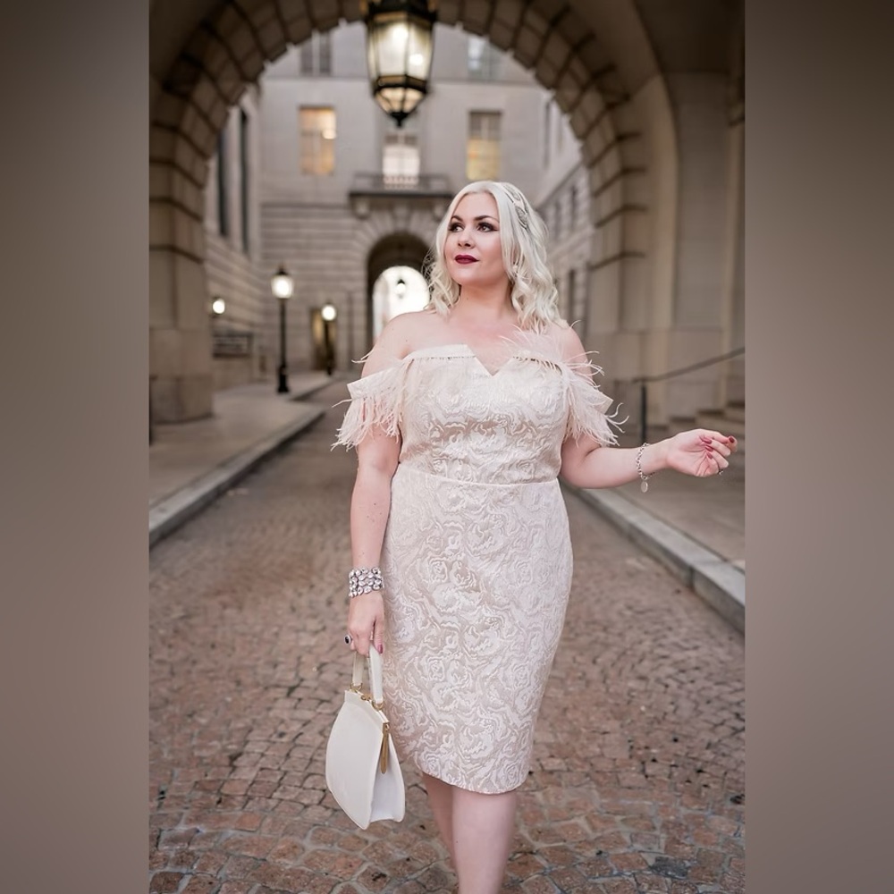 Eloquii NOIR Light Pink/Cream Feathered Strapless Dress